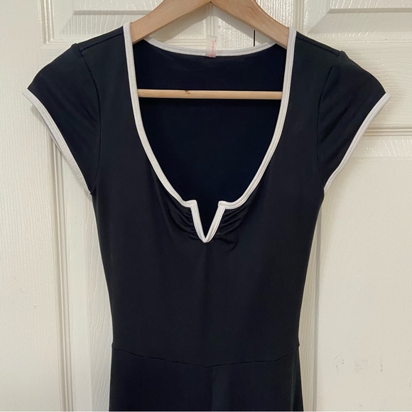 Free People Movement Pipe Dream Black White Wide Leg Open Back Jumpsuit Onesie - Picture 5 of 9